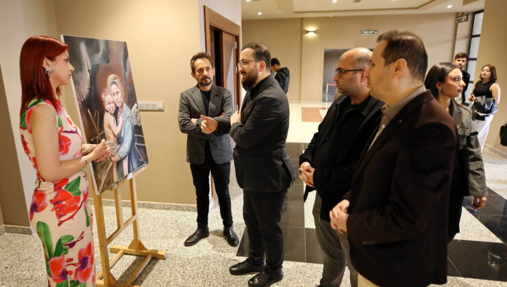 GAÜN’DE ÇANAKKALE SAVAŞI’NDA KADINLARIMIZ SERGİSİ AÇILDI