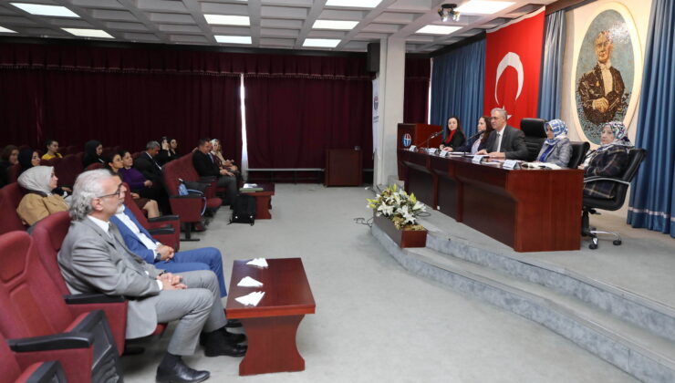 GAÜN’DE KADINLARIN SOSYO-EKONOMİK VE KÜLTÜREL DURUMU KONUŞULDU