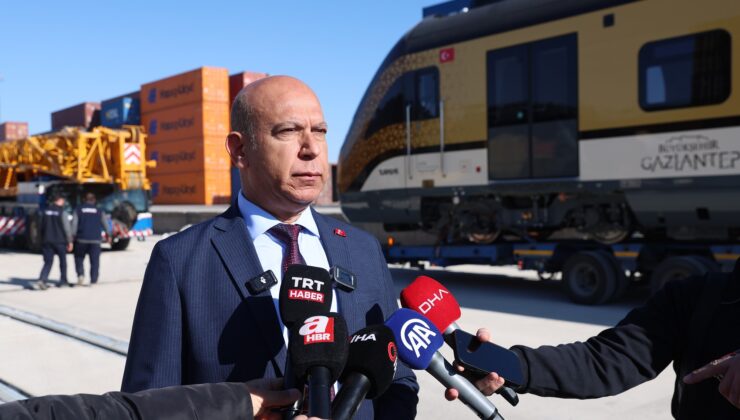 İLK YERLİ TREN SETİ RAYLARDA  GAZİRAY’DA MİLLİ GURUR!