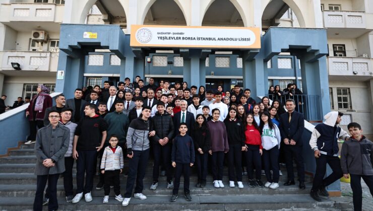 ŞAHİNBEY BELEDİYESİ’NDEN ÖĞRENCİLERE 3 MİLYONDAN FAZLA DENEME SETİ DESTEĞİ