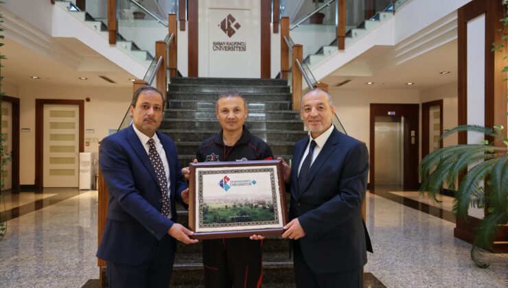 Türkiye’nin İlk Astronotu Alper Gezeravcı, Hasan Kalyoncu Üniversitesi Öğrencileriyle Buluştu