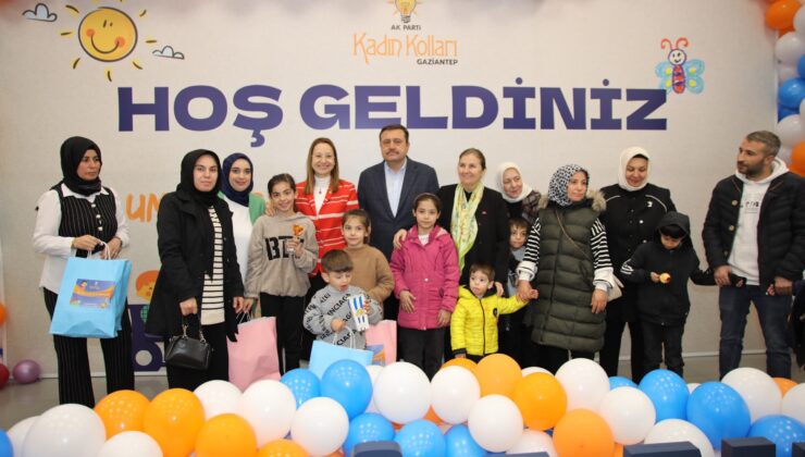 AK Parti Gaziantep İl Kadın Kolları’ndan Anlamlı Etkinlik:“Umudu Giydir, Mutluluğu Paylaş”