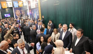 AK PARTİ GAZİANTEP’TE COŞKULU RAMAZAN BAYRAMI BULUŞMASI