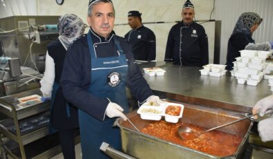 ŞAHİNBEY BELEDİYESİ, RAMAZAN AYI’NDA İHTİYAÇ SAHİPLERİNİN YANINDA