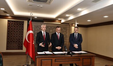 ŞAHİNBEY BELEDİYESİ’NDEN 100 YETİM AİLEYE KONUT