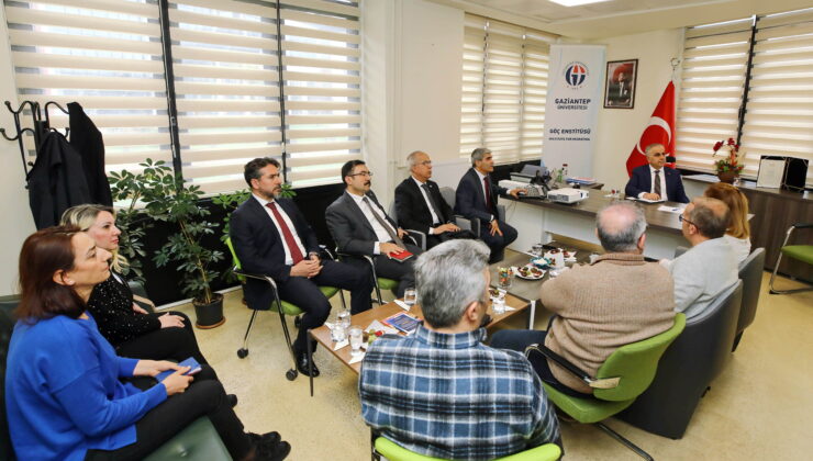 GAÜN REKTÖRÜ DOĞAN: “TÜRKİYE’NİN TEK GÖÇ ENSTİTÜSÜKURUMLAR ARASI İŞ BİRLİKLERİYLE GÜÇLENECEK”