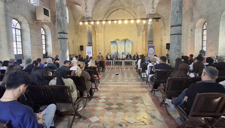 GAZİANTEP’TE “İNANÇ TURİZMİ PANELİ” DÜZENLENDİ