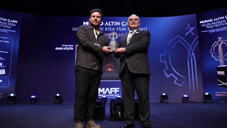 HKÜ’lü Genç Yönetmenlerden Altın Çark’ta Çifte Zafer