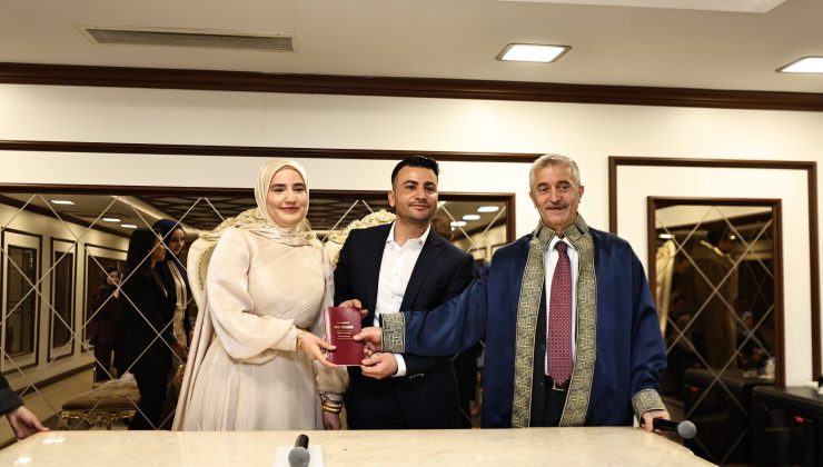 BAŞKAN TAHMAZOĞLU’NDAN YENİ EVLENECEK ÇİFTLERE SÜRPRİZ