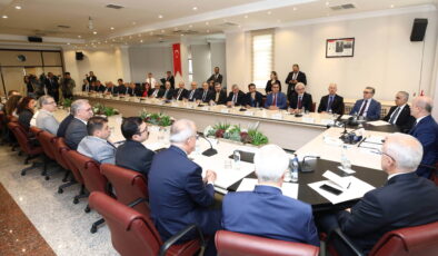 YÖK BAŞKANI PROF. DR. ÖZVAR GAÜN BAŞARIYLA YÜKSELİYOR