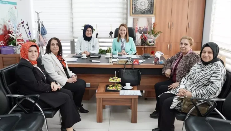 MİLLETVEKİLİ BAKBAK, MERSİN, KAHRAMANMARAŞ, OSMANİYE VEADANA’DA KADIN KOLLARINI TEK TEK DİNLEDİ