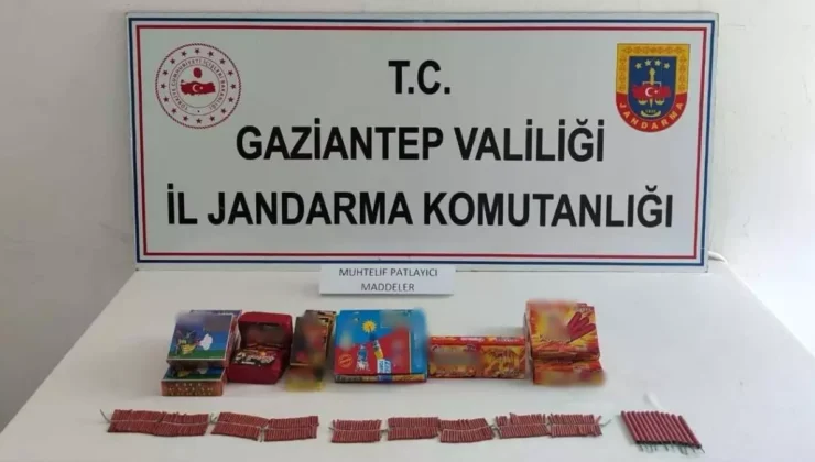 Jandarma, izinsiz havai fişek ve patlayıcı madde satan A.A.’yı yakaladı, malzemelere el konuldu.