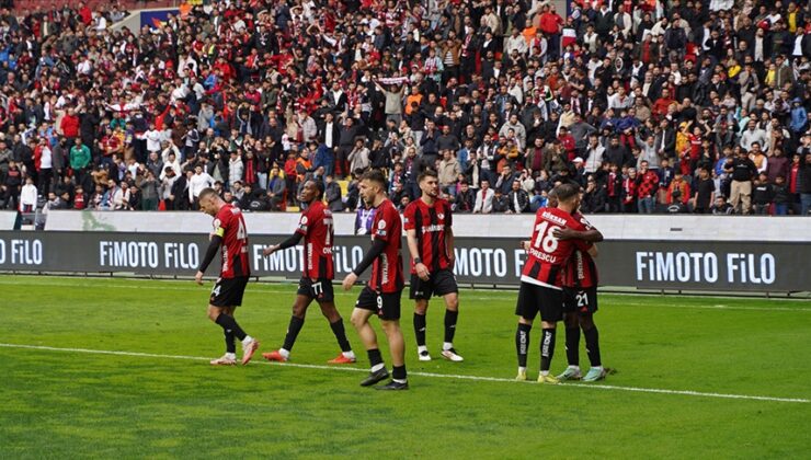 Gaziantep FK evinde farklı, deplasmanda farklı