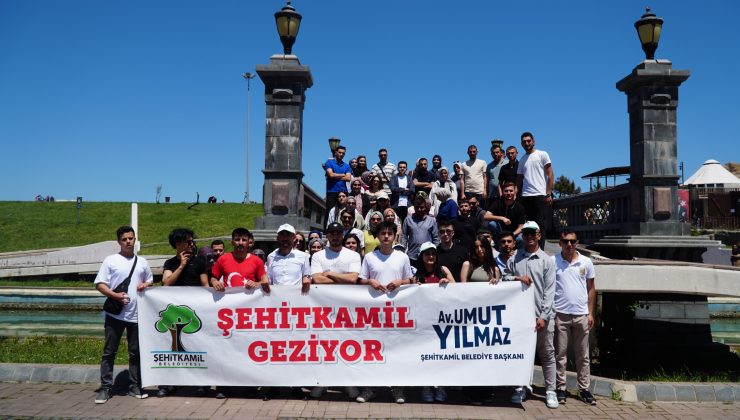 ŞEHİTKAMİLLİ GENÇLERDEN SAMSUN ÇIKARMASI   GENÇLER, TARİHİ YERİNDE GÖRDÜ