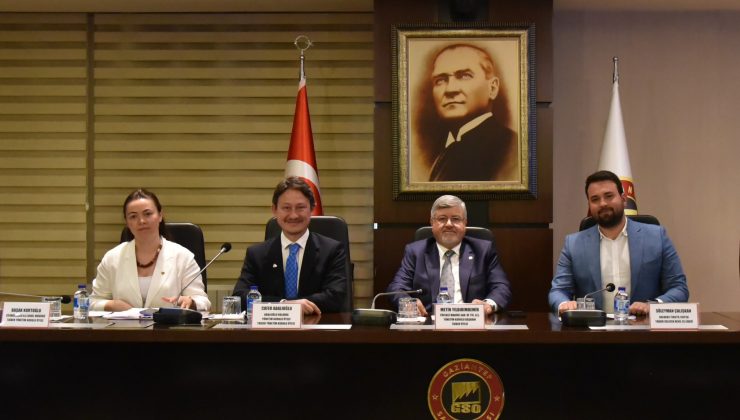 AİLE ŞİRKETLERİNDE KURUMSALLAŞMA KONUSU GSO’DA KONUŞULDU