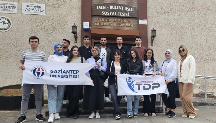 GAÜN’LÜ GENÇLERDEN “MORAL EVİNE MORAL ZİYARETİ”