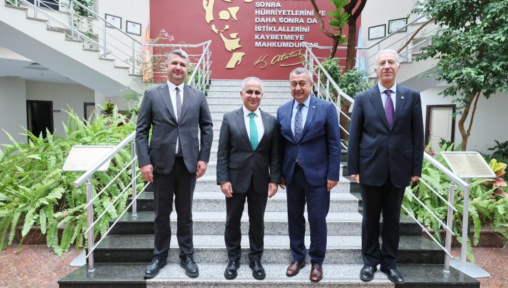 İHRACATÇI BİRLİKLERİNDEN GAÜN REKTÖRÜ DOĞAN’A ZİYARET