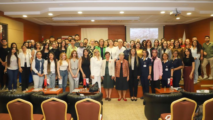 SANKO ÜNİVERSİTESİ’NDE “GEÇMİŞTEN GÜNÜMÜZE HEMŞİRELİKTE DEĞERLER SEMPOZYUMU” DÜZENLENDİ