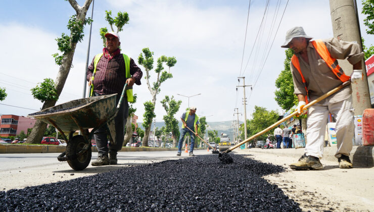 Kahramanmaraş Dulkadiroğlu’nda Altyapısı Tamamlanan Yollar Asfaltlanıyor