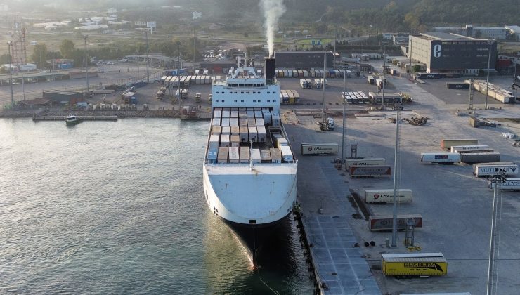 RO-RO GEMİLERİYLE TAŞINAN ARAÇ SAYISI ÜÇ KATTAN FAZLA ARTTI