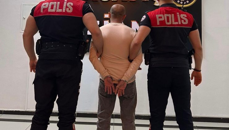 Taksi Şoförünü  2 yerinden Bıçaklayan Şahıs  Tutuklandı