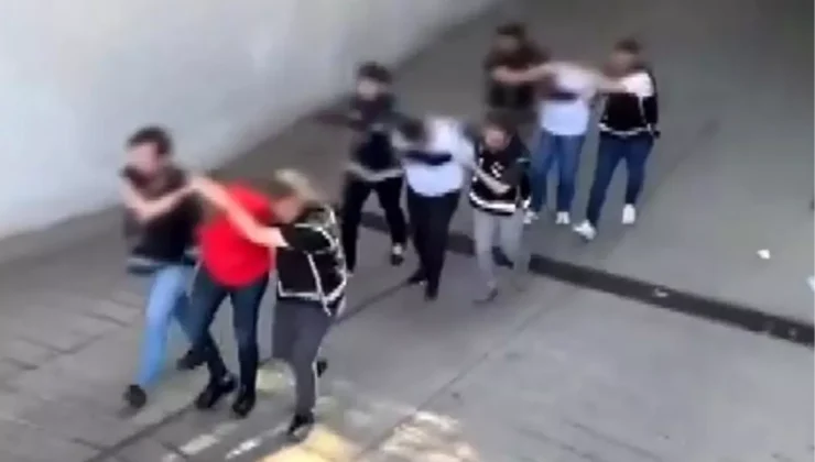 Gaziantep’te bir iş yerinin kurşunlanması sonrası 3 şüpheli yakalanarak tutuklandı.