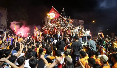 Galatasaray’ın Şampiyonluğu Coşkuyla Kutlandı