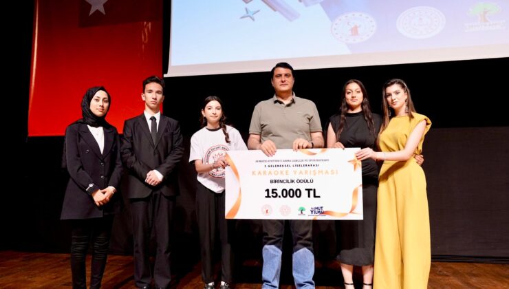 BAŞKAN YILMAZ, BAŞARILI ÖĞRENCİLERİ ÖDÜLLENDİRDİ