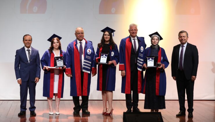 SANKO ÜNİVERSİTESİ’NDE MEZUNİYET COŞKUSU