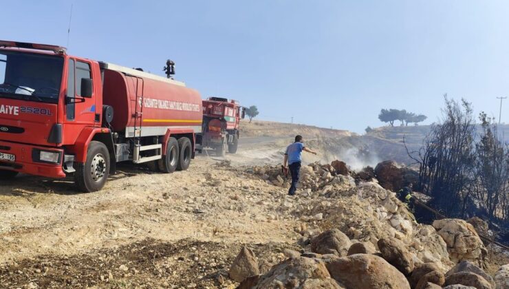 GAZİANTEP BÜYÜKŞEHİR İTFAİYE EKİPLERİ NURDAĞI’NDA ÇIKAN YANGINI KONTROL ALTINA ALMAK İÇİN ÇALIŞMALARINI SÜRDÜRÜYOR
