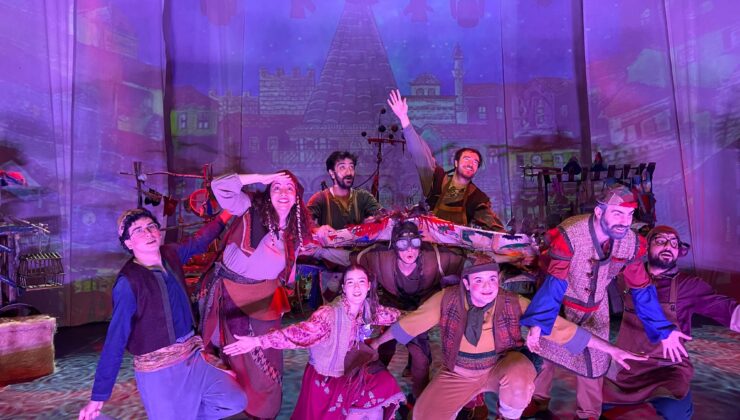 GAZİANTEP ŞEHİR TİYATROSU’NA YILIN TİYATRO EKİBİ ÖDÜLÜ