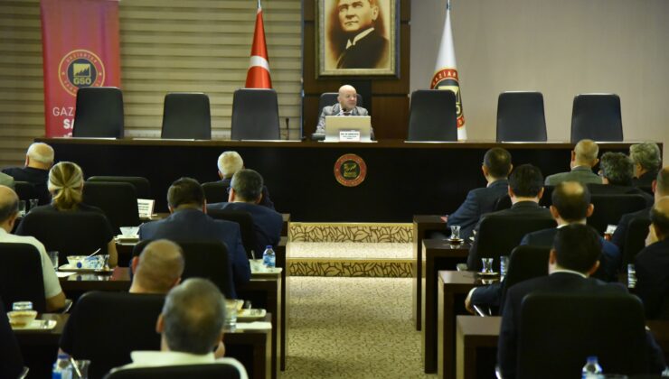 GSO’DA “REKABET KURUMU’NUN İŞGÜCÜ PİYASASINA YÖNELİK UYGULAMALARI” KONULU TOPLANTI DÜZENLENDİ