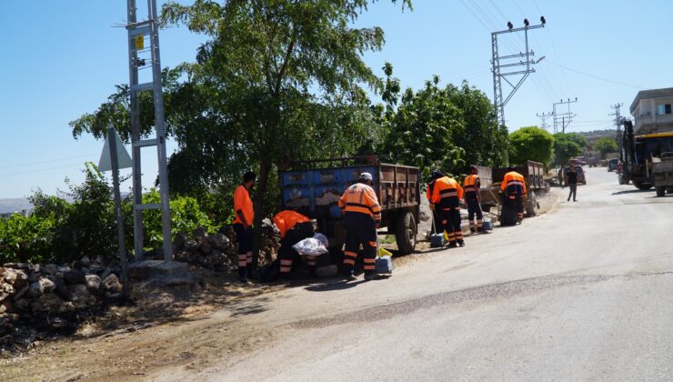 ŞEHİTKAMİL’İN DÖRT BİR YANINDA TEMİZLİK SEFERBERLİĞİ