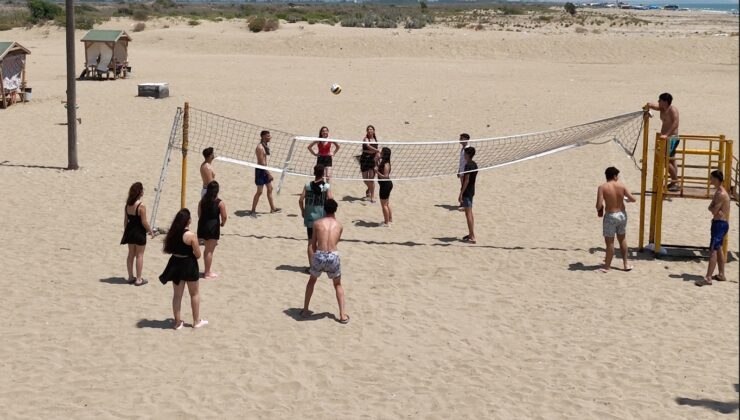 ŞEHİTKAMİL’DEN ÖĞRENCİLERE DENİZ TATİLİ