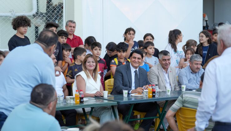 BAŞKAN YILMAZ’DAN OSMANGAZİ MAHALLESİ’NE ZİYARET  YILMAZ: “EN BÜYÜK REHBERİMİZ, HALKIMIZ”