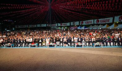 15 TEMMUZ RUHU YENİDEN CANLANDI YILMAZ: “DEMOKRASİYE UZANAN HİÇBİR ELİ AFFETMEYECEĞİZ”