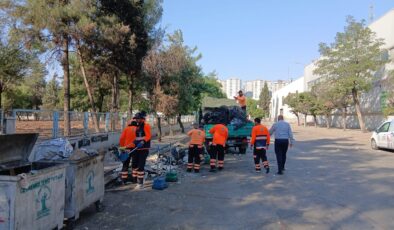ŞEHİTKAMİL’DEN TEMİZLİK SEFERBERLİĞİ DEVAM EDİYOR  “ŞEHİTKAMİL’İ DAHA GÜZEL, DAHA TEMİZ YAPACAĞIZ”