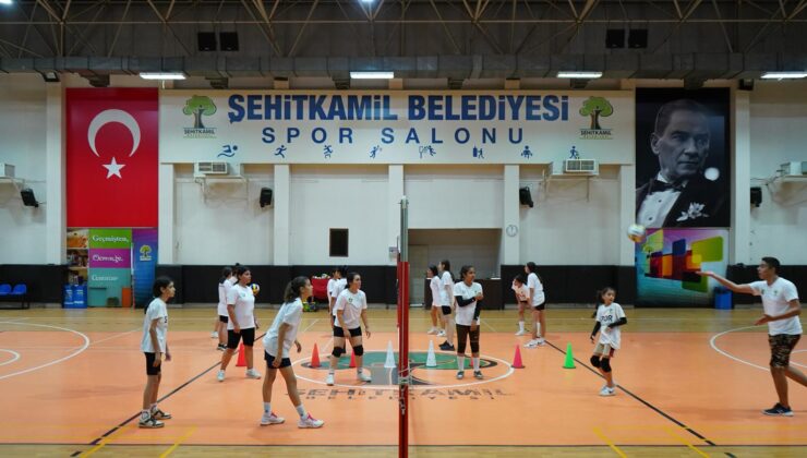 ŞEHİTKAMİL YAZ SPOR AKADEMİSİNE YOĞUN İLGİ