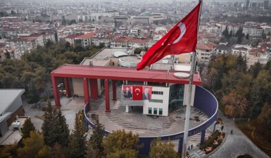 ŞAHİNBEY AY YILDIZLA DONATILIYOR