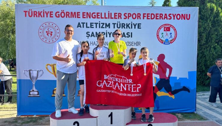 BÜYÜKŞEHİR BELEDİYE SPORCULARI BÜYÜK BAŞARIYA İMZA ATTI