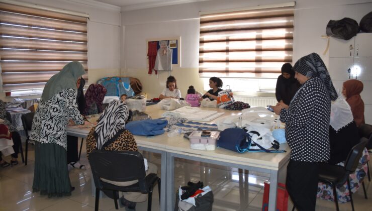 ŞAHİNBEY’DE KADINLAR HEM ÜRETİYOR HEM KAZANIYOR