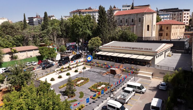 HİZMETE GİREN EMEKLİLER LOKALİNE KISA SÜREDE YOĞUN İLGİ