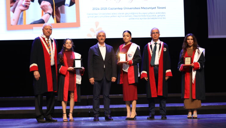 SAĞLIK HİZMETLERİ MESLEK YÜKSEKOKULU MEZUNLARINI UĞURLADI