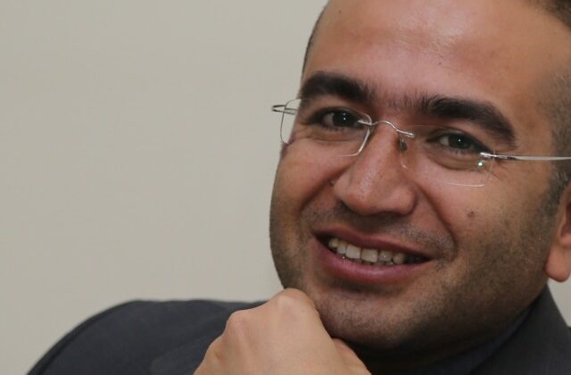 MUSTAFA ÖZTÜRK YAZDI” İZLEYİP GÖRÜCEZ”