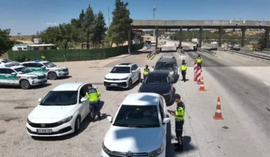 Gaziantep’te Otoyolda 215 Araç Ceza Yedi