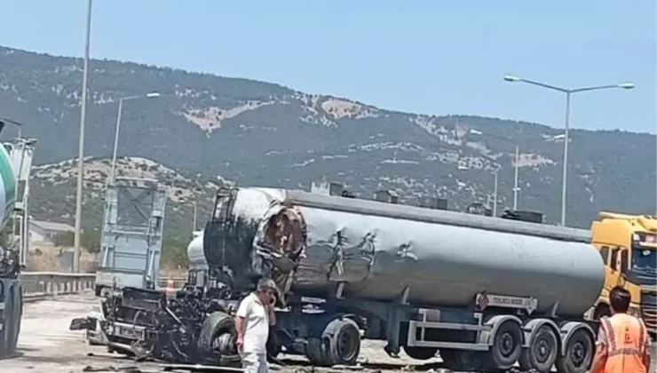 Otoyolda Feci Kaza: İki Sürücü Hayatını Kaybetti