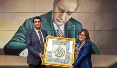 ŞAHİN’DEN YILMAZ’A ZİYARET  YILMAZ: “DERDİMİZ, MİLLETİMİZE HİZMET”