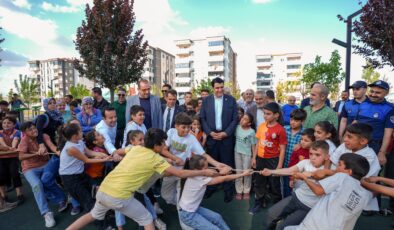 BAŞKAN YILMAZ’DAN 1 YILDA 18 YENİ PARK  ŞEHİTKAMİL’DE YEŞİL ALANLAR ARTIYOR