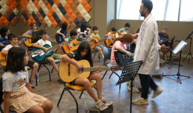 ŞEHİTKAMİL’DE ÇOCUKLAR YAZ TATİLİNİ VERİMLİ GEÇİRİYOR