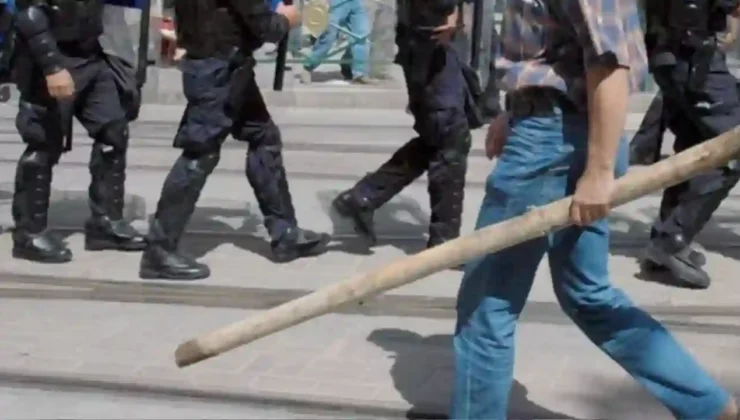 Gaziantep’te Mahalle Karıştı: Sopalar Havada Uçuştu!
